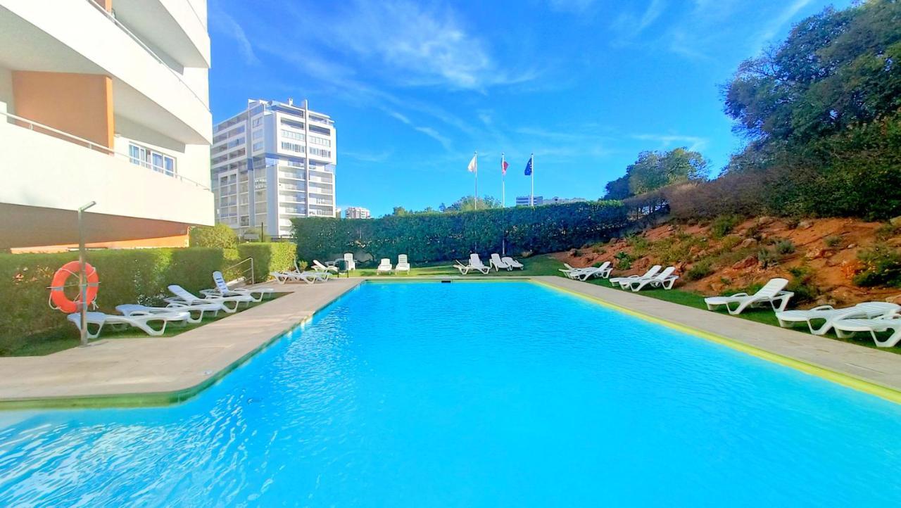 Apartamento Flamingo View - Pool + Wifi + Ac Portimão Exterior foto